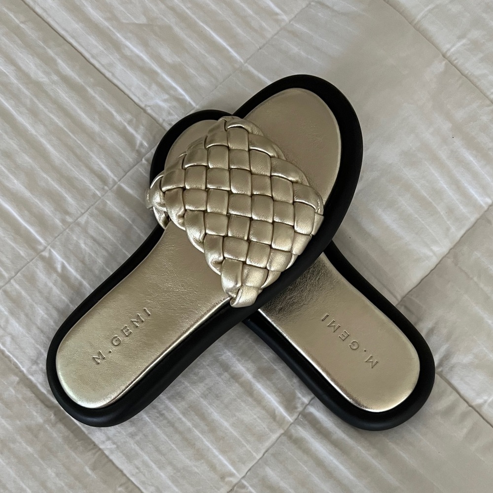 M Gemi Clio Metallic Gold Leather Weave Sandal